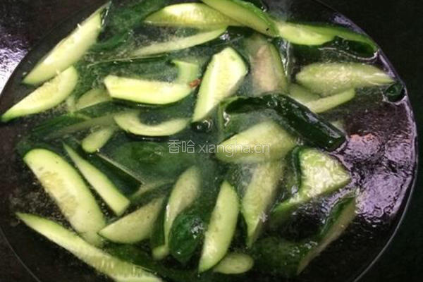 青瓜蛋花汤的做法图解5
