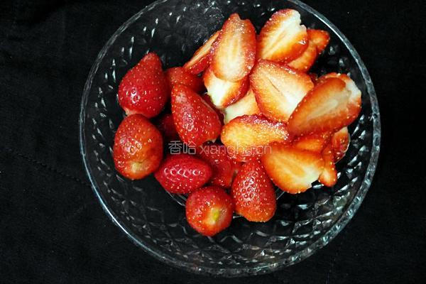 草莓鲜奶油蛋糕的做法图解24