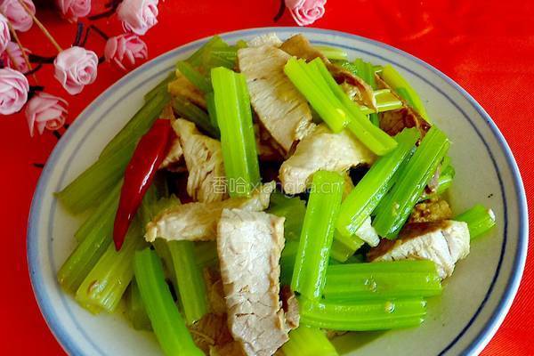 芹菜拌腱肉的做法图解11