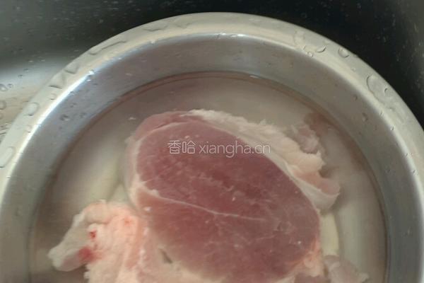 芹菜拌腱肉的做法图解1