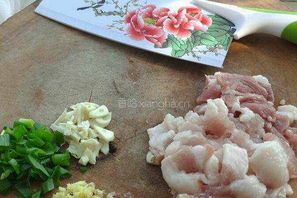 芹菜拌腱肉的做法图解2