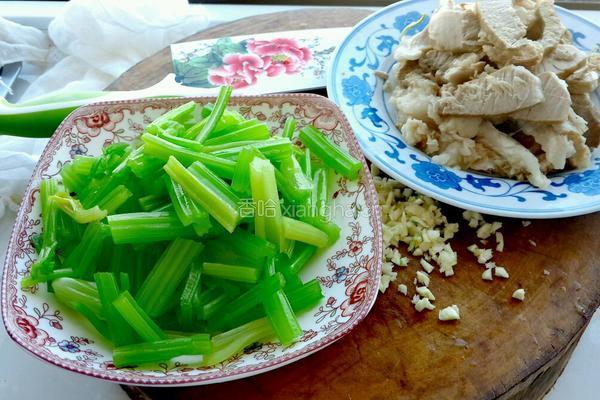 芹菜拌腱肉的做法图解6