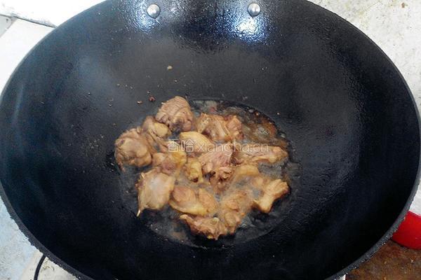 香菇烧鸡的做法图解4