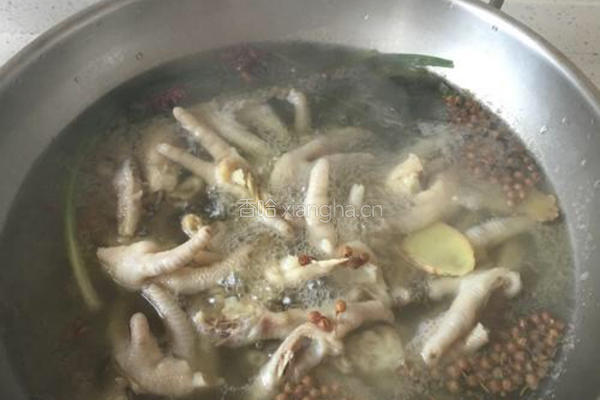 泡椒鳳爪的做法图解3