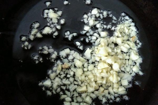蒜蓉耗油生菜的做法图解7