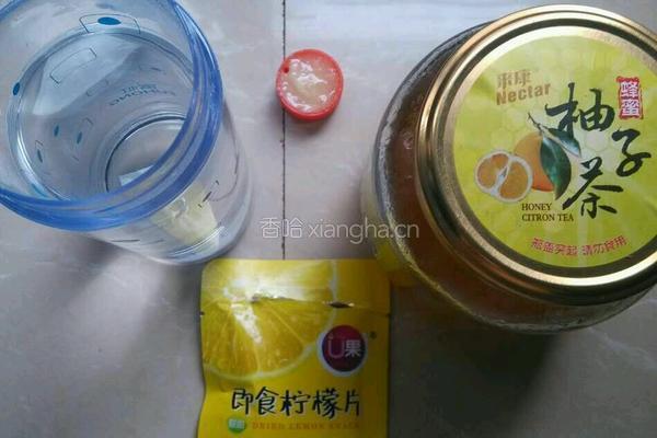 柠檬蜂蜜柚子茶的做法图解1