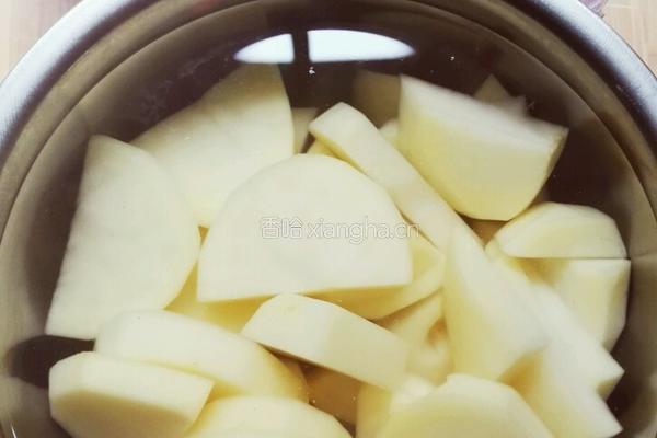 孜然土豆片的做法图解2