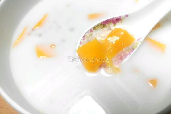 椰汁芒果西米露的做法图解8