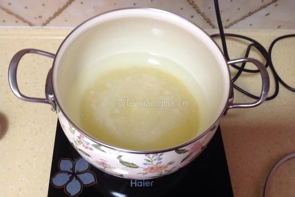 小米粥的做法图解3