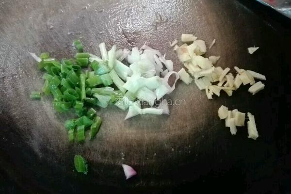 番茄炖牛腩的做法图解3