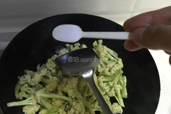 清炒菜花的做法图解6