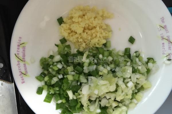 虾仁猪肉大馅馄饨的做法图解4