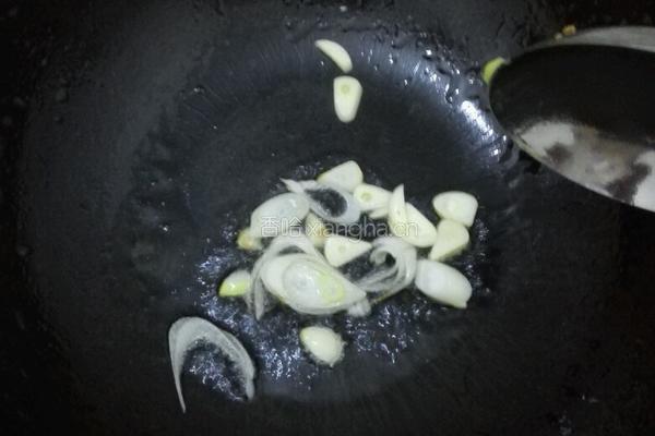 香菇西芹炒肉的做法图解8