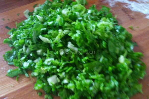 婆婆丁肉水饺的做法图解2