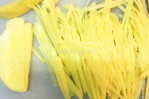 凉拌土豆丝的做法图解2