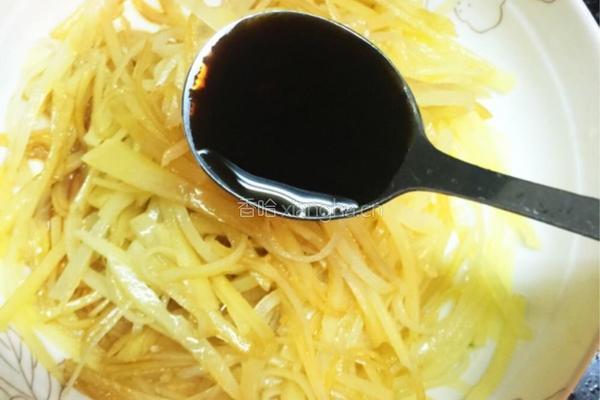 凉拌土豆丝的做法图解7