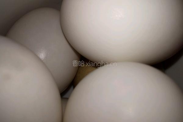 自制咸鸭蛋的做法图解3