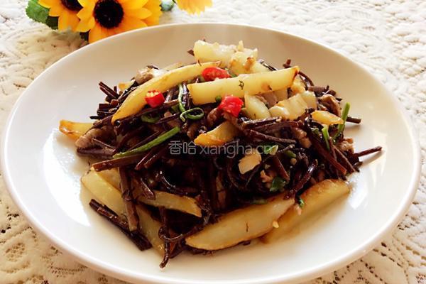 干煸猴腿土豆条的做法图解11