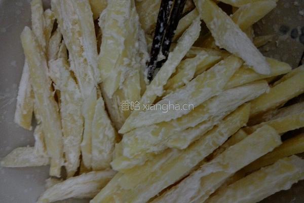 炸土豆条的做法图解6