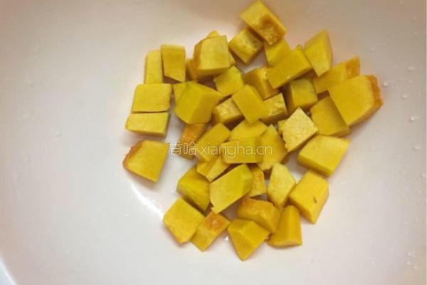 小米绿豆红枣粥的做法图解2