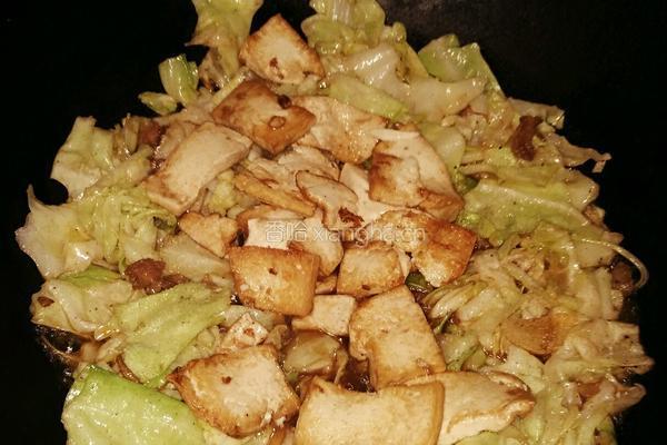 白菜炖豆腐的做法图解7