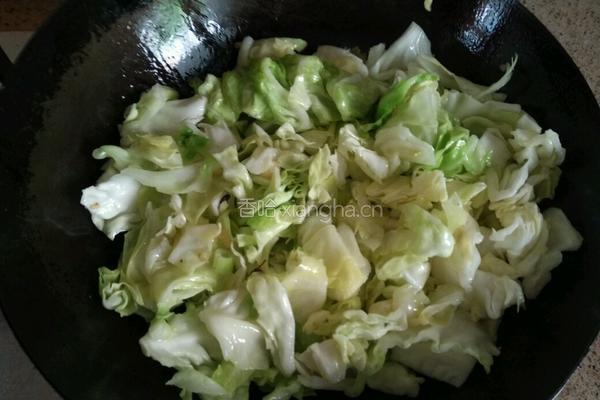 西红柿炒包菜的做法图解5