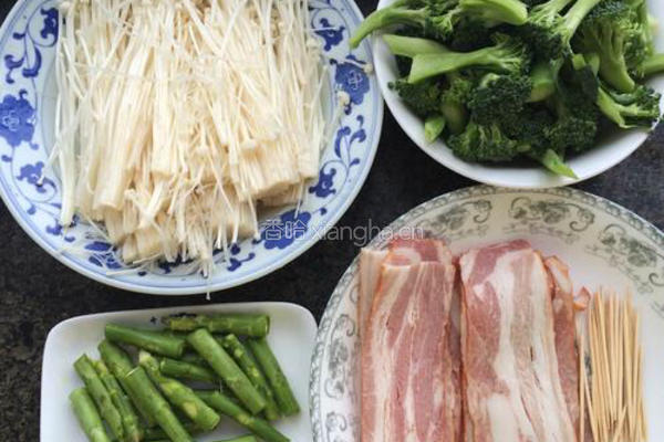 香煎培根金针菇卷的做法图解1