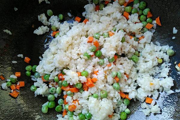 咖喱蛋炒饭的做法图解12