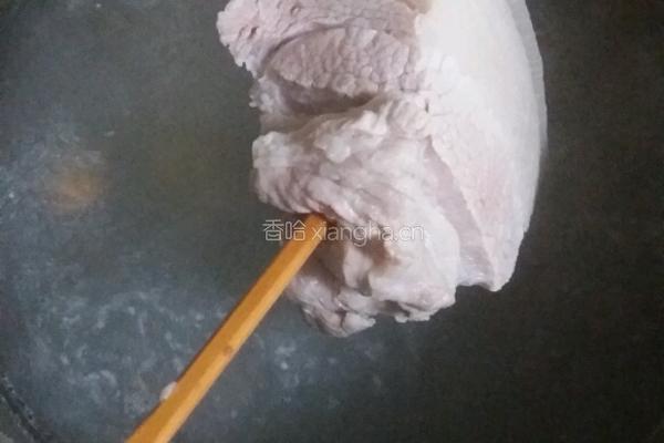 家常蒜泥白肉的做法图解2