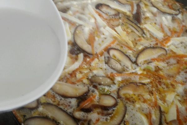 酸辣香菇豆腐汤的做法图解6