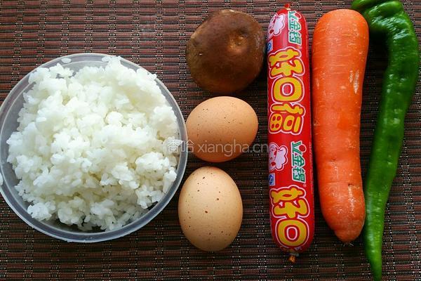 黄金蛋炒饭的做法图解1