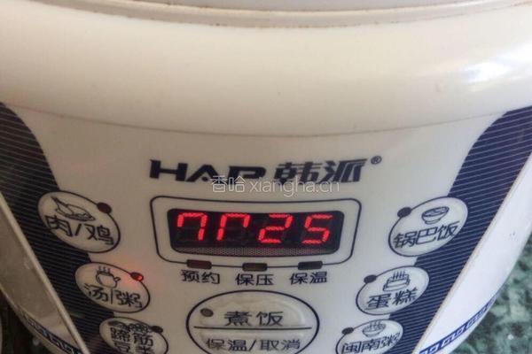 大骨头炖酸菜的做法图解4