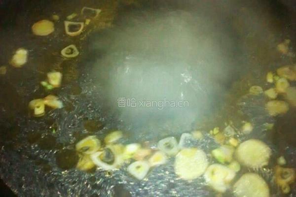 黄瓜鸡蛋豆腐汤的做法图解4