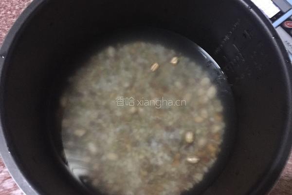 五谷养生粥的做法图解3