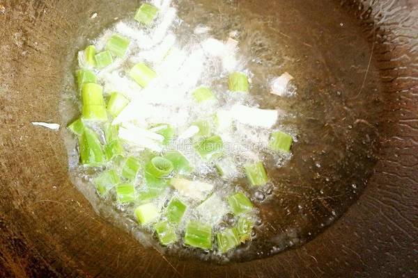 绿豆芽炒火腿的做法图解5