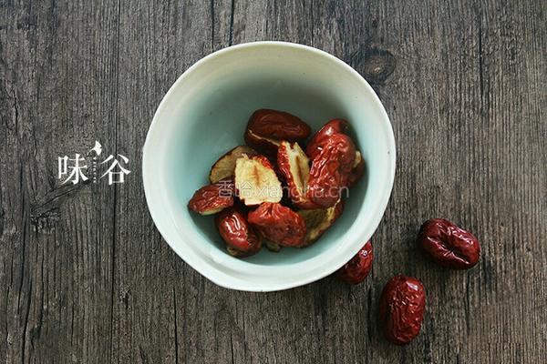 健脾补虚粥的做法图解3