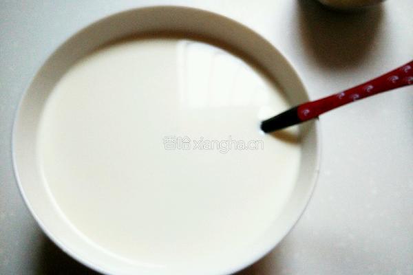 比KFC还要嫩滑的蛋挞的做法图解2