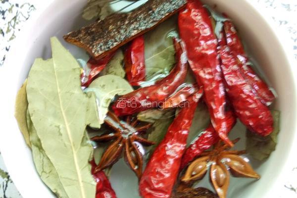 水煮毛豆的做法图解2