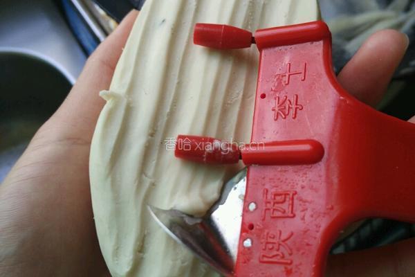 凉拌刀削面的做法图解5