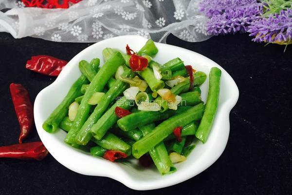 蒜泥炒豇豆的做法图解9