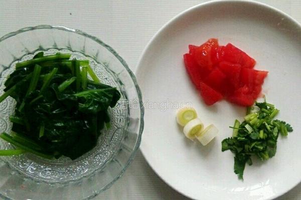 青菜鸡蛋面疙瘩汤的做法图解2