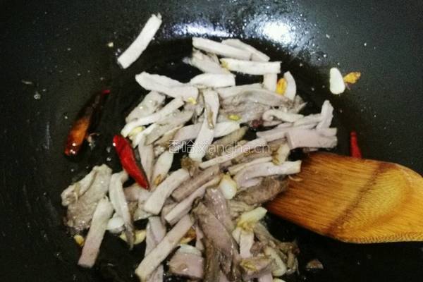 千张小炒肉的做法图解5