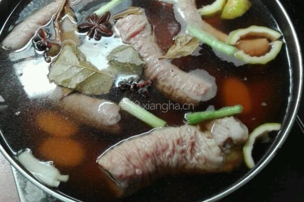 青椒炒肥肠的做法图解5