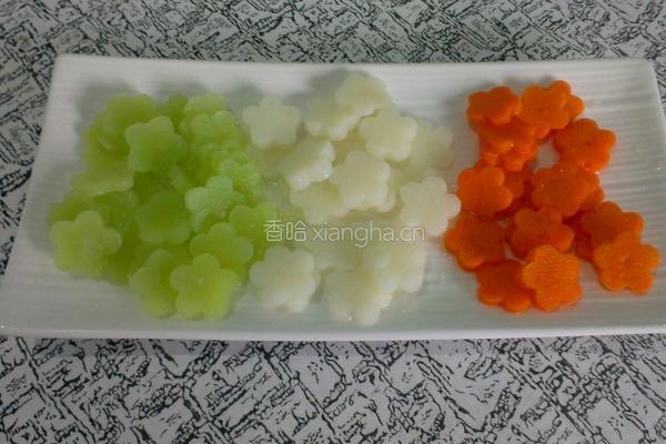 杂蔬腰果炒虾仁的做法图解2
