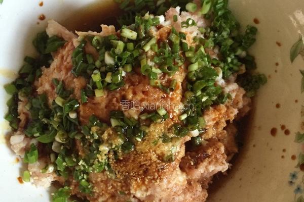 肉包子的做法图解2