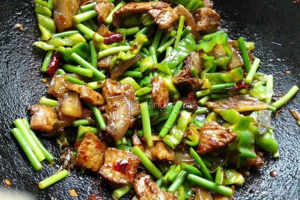 五花肉炒蒜苔的做法图解6
