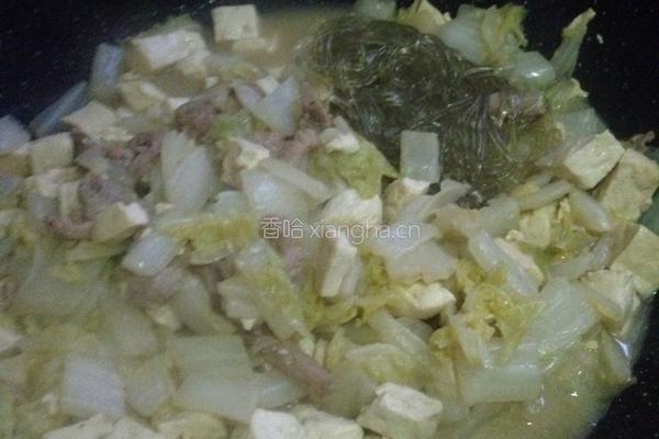 白菜猪肉炖粉条的做法图解15