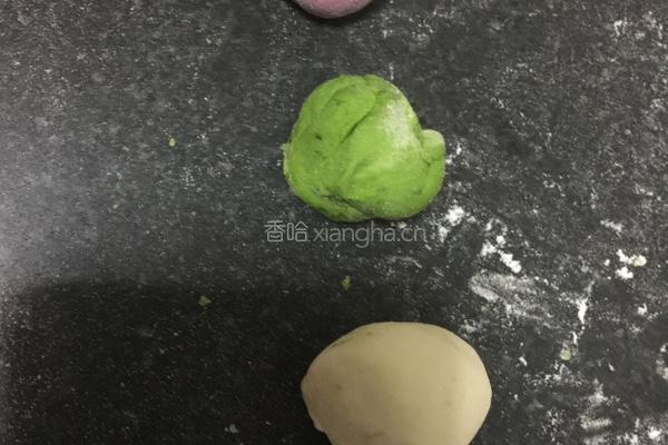 彩虹馒头的做法图解2