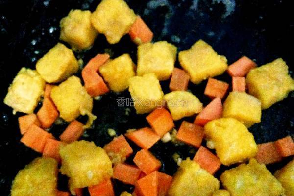 鸡蛋炒馒头的做法图解8