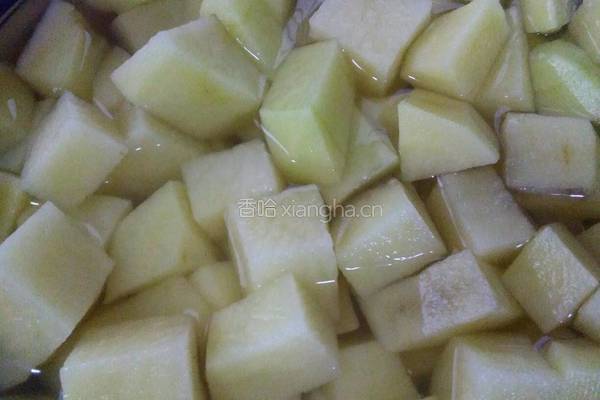 香辣土豆块的做法图解1